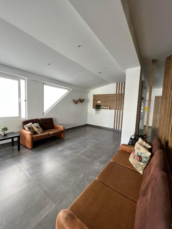 Villa Hara Suites Paralía 外观 照片