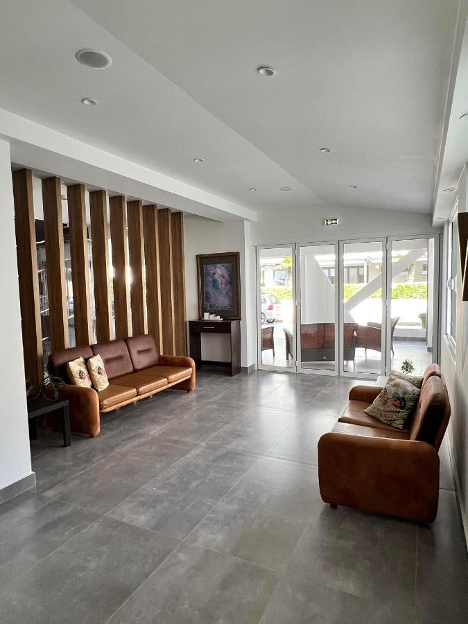 Villa Hara Suites Paralía 外观 照片